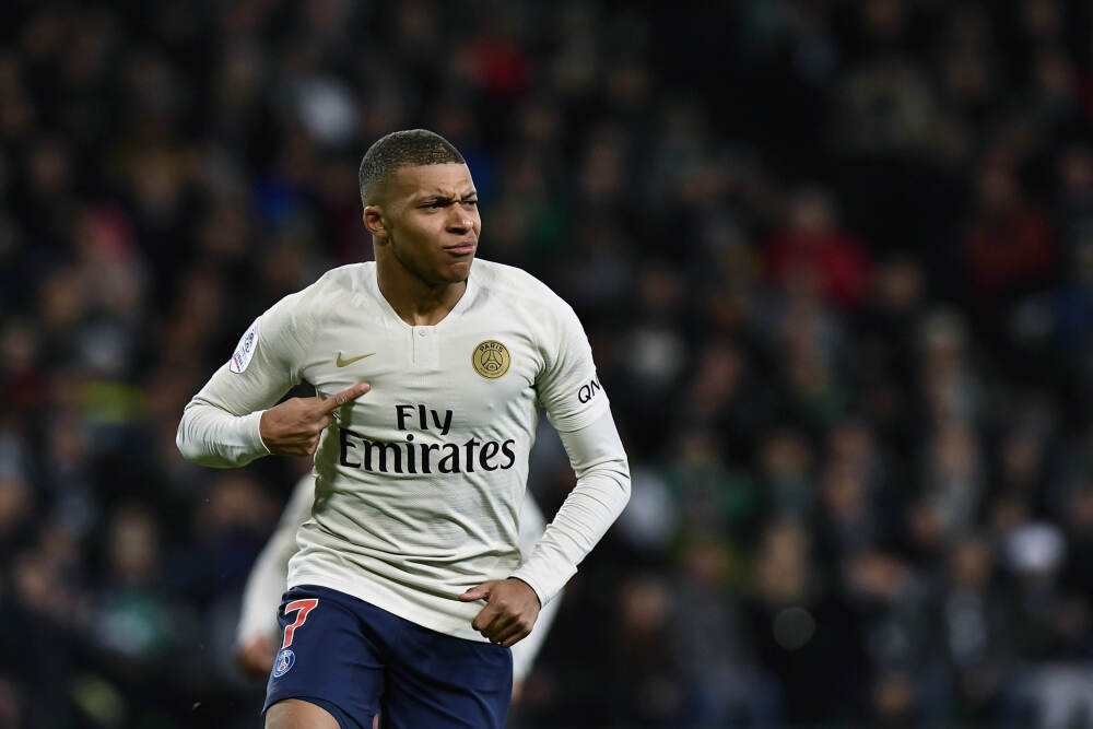 福原爱宣布“已再婚并怀孕”